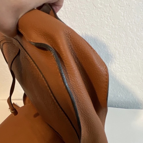 Chloé Leather Shoulder Bag - Picture 11 of 13